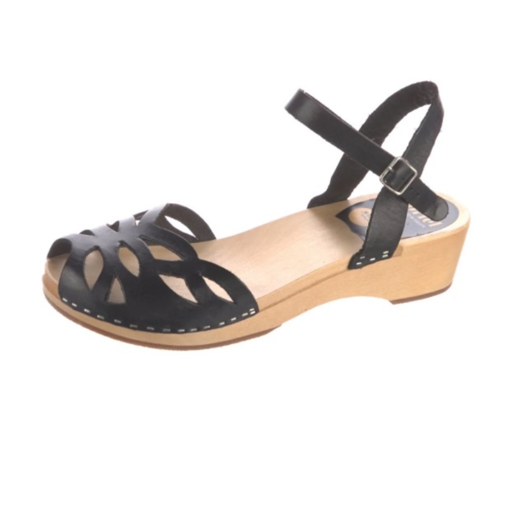Swedish Hasbeens EUC ornate black leather sandal wooden clog Size 8 with dustbag